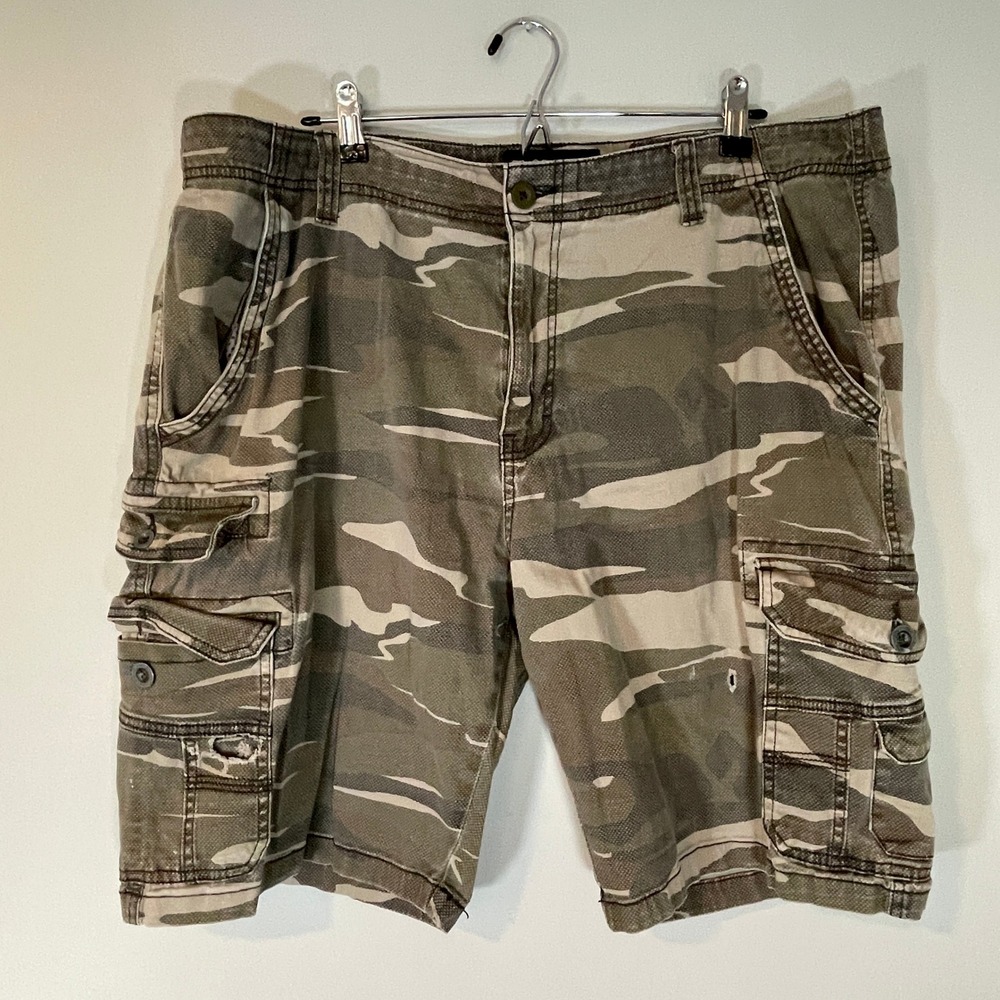 Iron Co Mens Camo Cargo Shorts Tan Brown Camouflage 40 Utility Thrashed Grunge